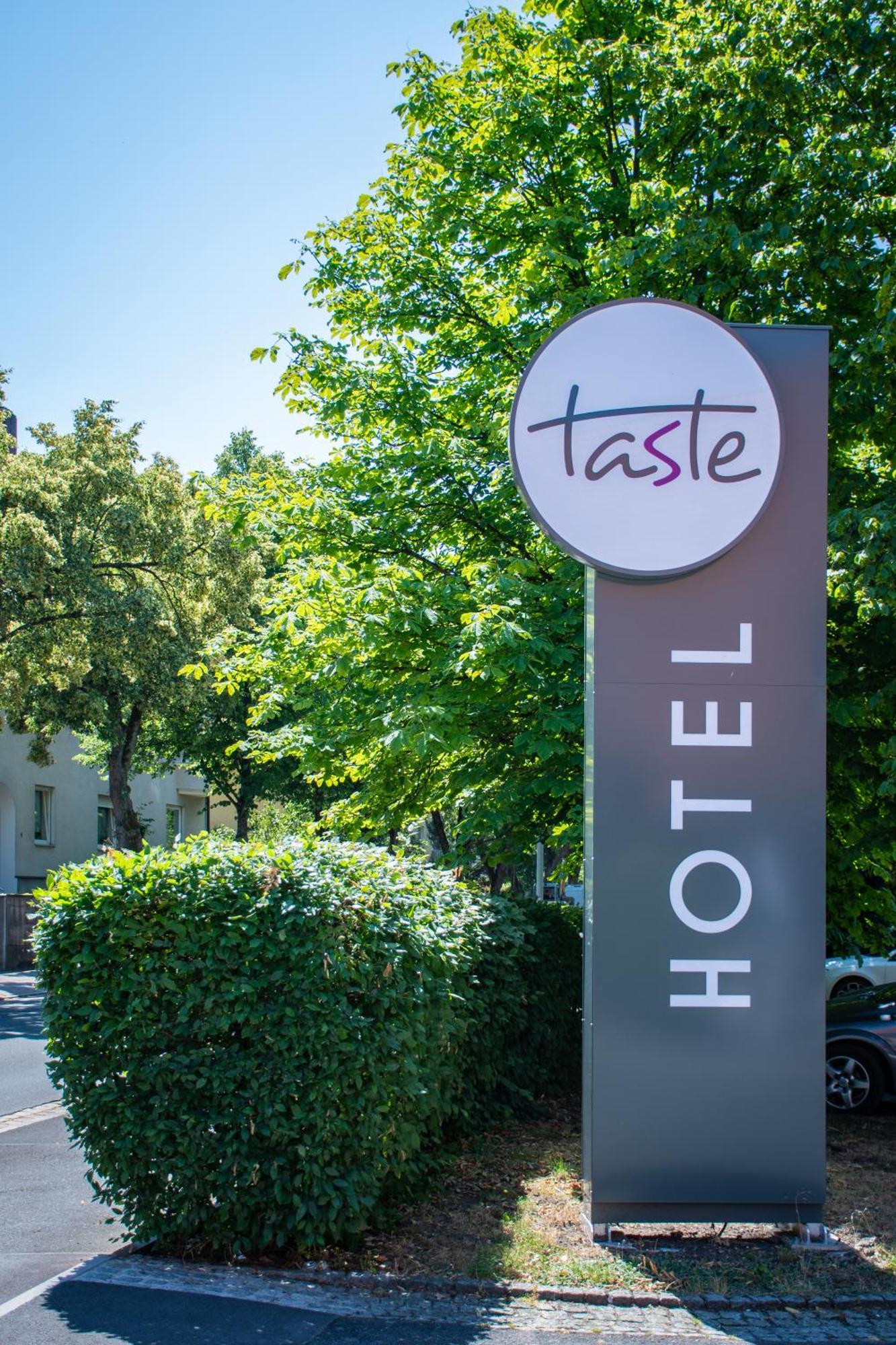 Taste Hotel Kulmbach Buitenkant foto